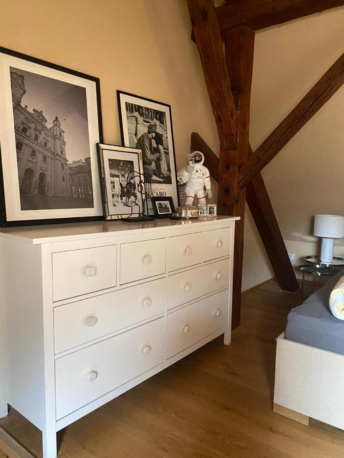 Altbauwohnung Mit Fachwerk Anif Exteriör bild